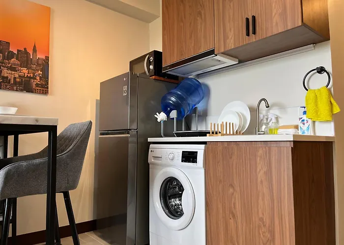 Bed & Breakfast Arastar Escape - Relax And Unwind- Netflix - Fast Wifi - Pool Access Suba Basbas