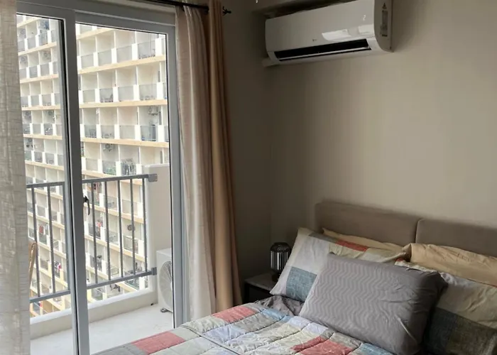 Bed & Breakfast Arastar Escape - Relax And Unwind- Netflix - Fast Wifi - Pool Access *